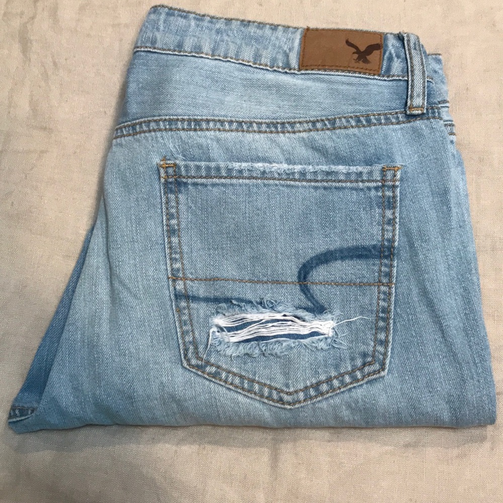 American Eagle tomgirl Jeans